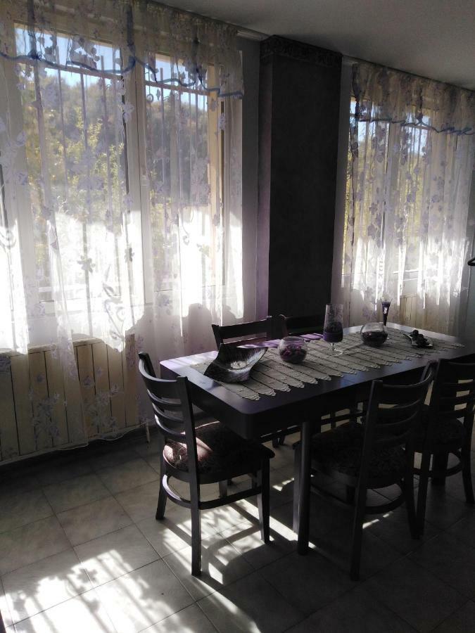 Orchid Apartment Gabrovo Esterno foto